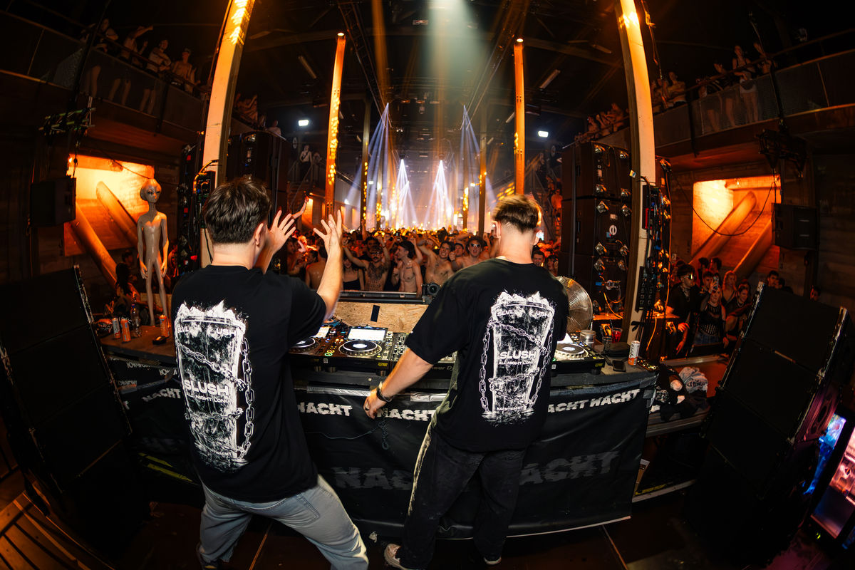 Loading... just a sec